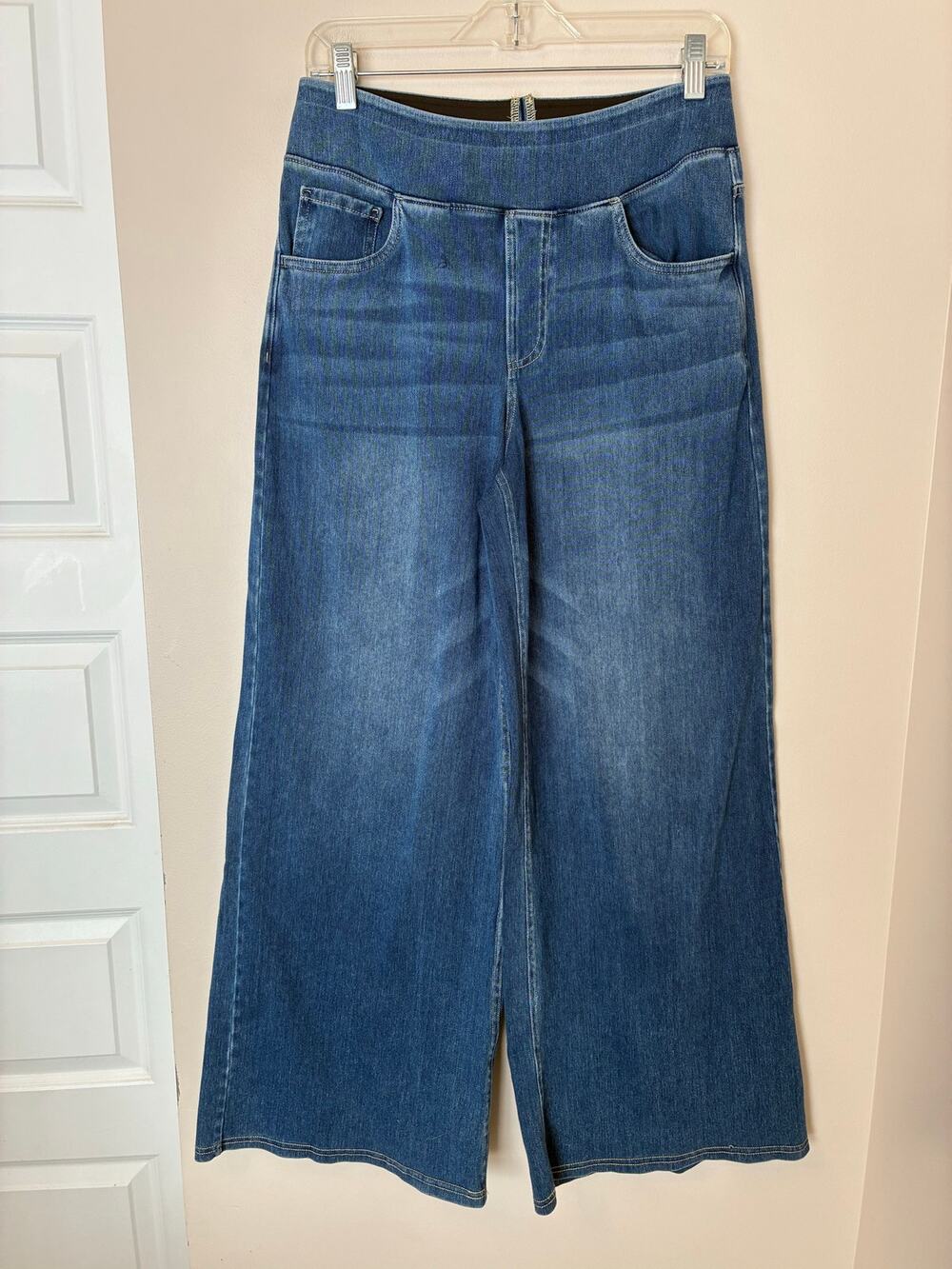 Halara High Waisted Wide Leg Jeans Pull On Elastic Size Medium